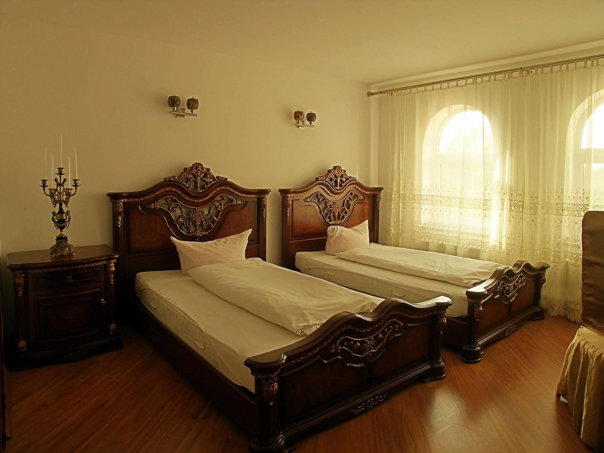 My Warsaw Residence - Czarny Kot Екстериор снимка